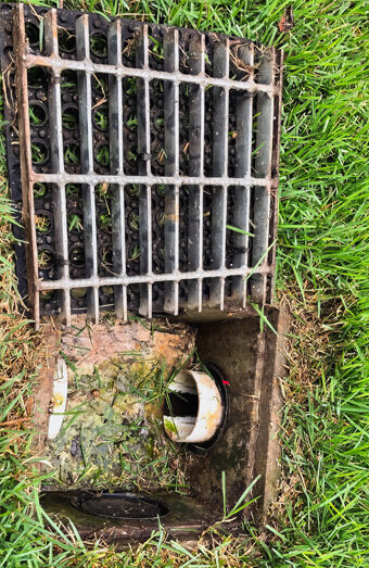 https://blockeddrainssouthperth.com.au/uploads/2025/07/stormwater-drains-72611.jpg